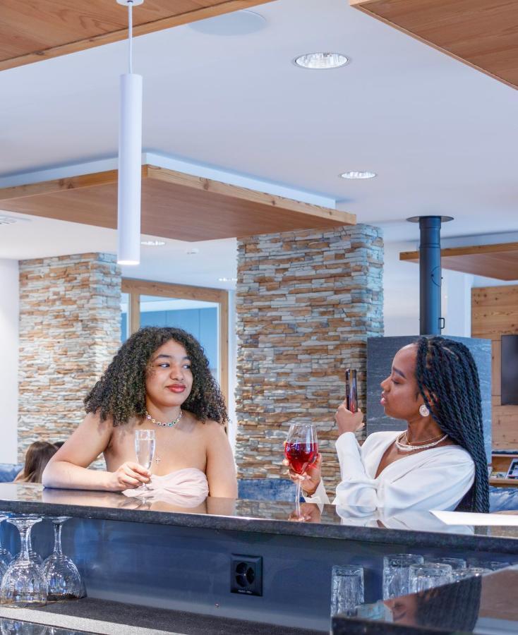 Boutique Hotel Corbetta - Spa 60M2 - La Montagne A 5 Minutes De L'Autoroute A12 Aux Paccots Sur Montreux - Nouveau Loft Familial - Profitez Du Lac Leman Et Des Montagnes En Meme Temps Les Paccots Екстер'єр фото