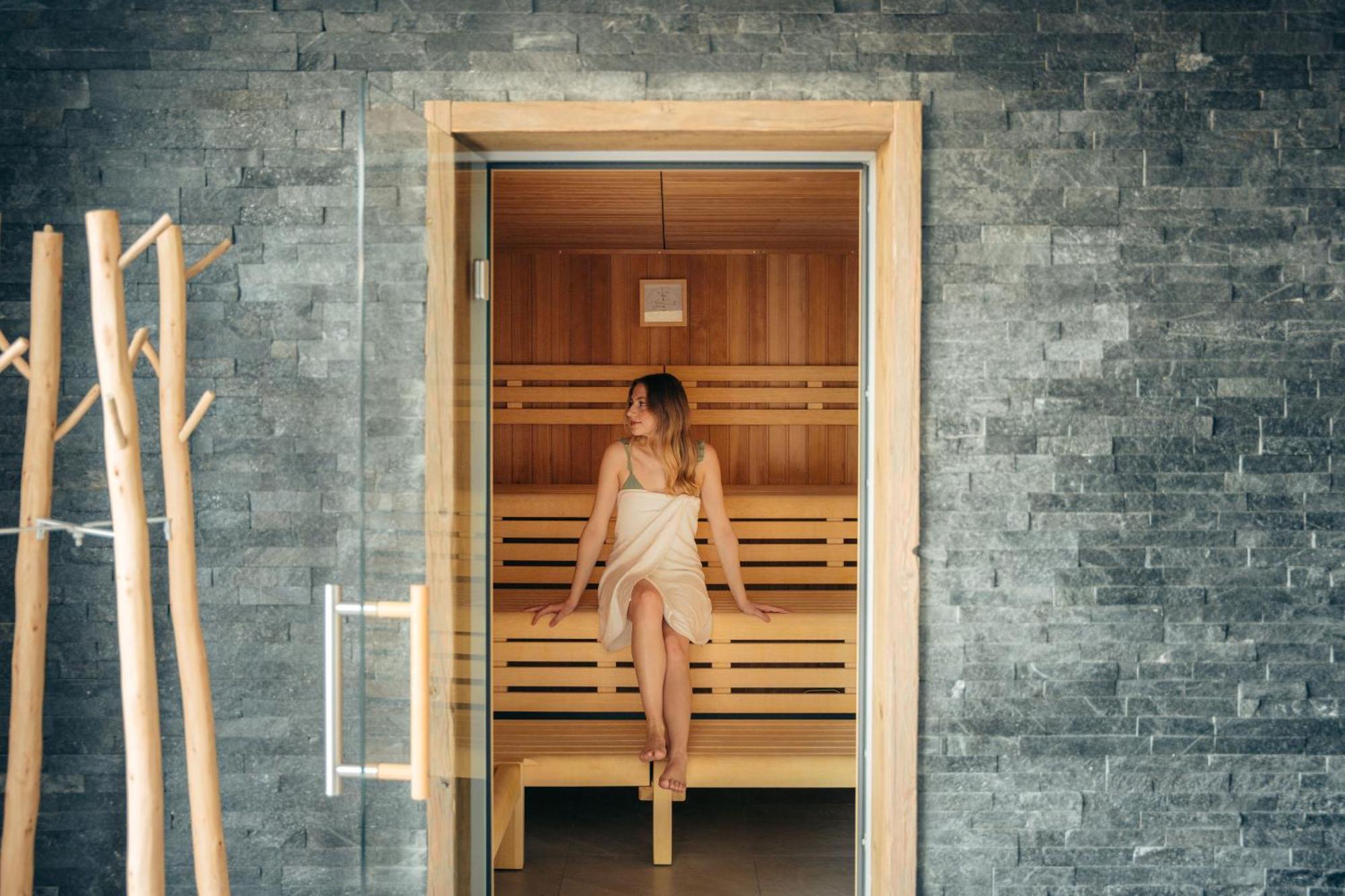 Boutique Hotel Corbetta - Spa 60M2 - La Montagne A 5 Minutes De L'Autoroute A12 Aux Paccots Sur Montreux - Nouveau Loft Familial - Profitez Du Lac Leman Et Des Montagnes En Meme Temps Les Paccots Екстер'єр фото