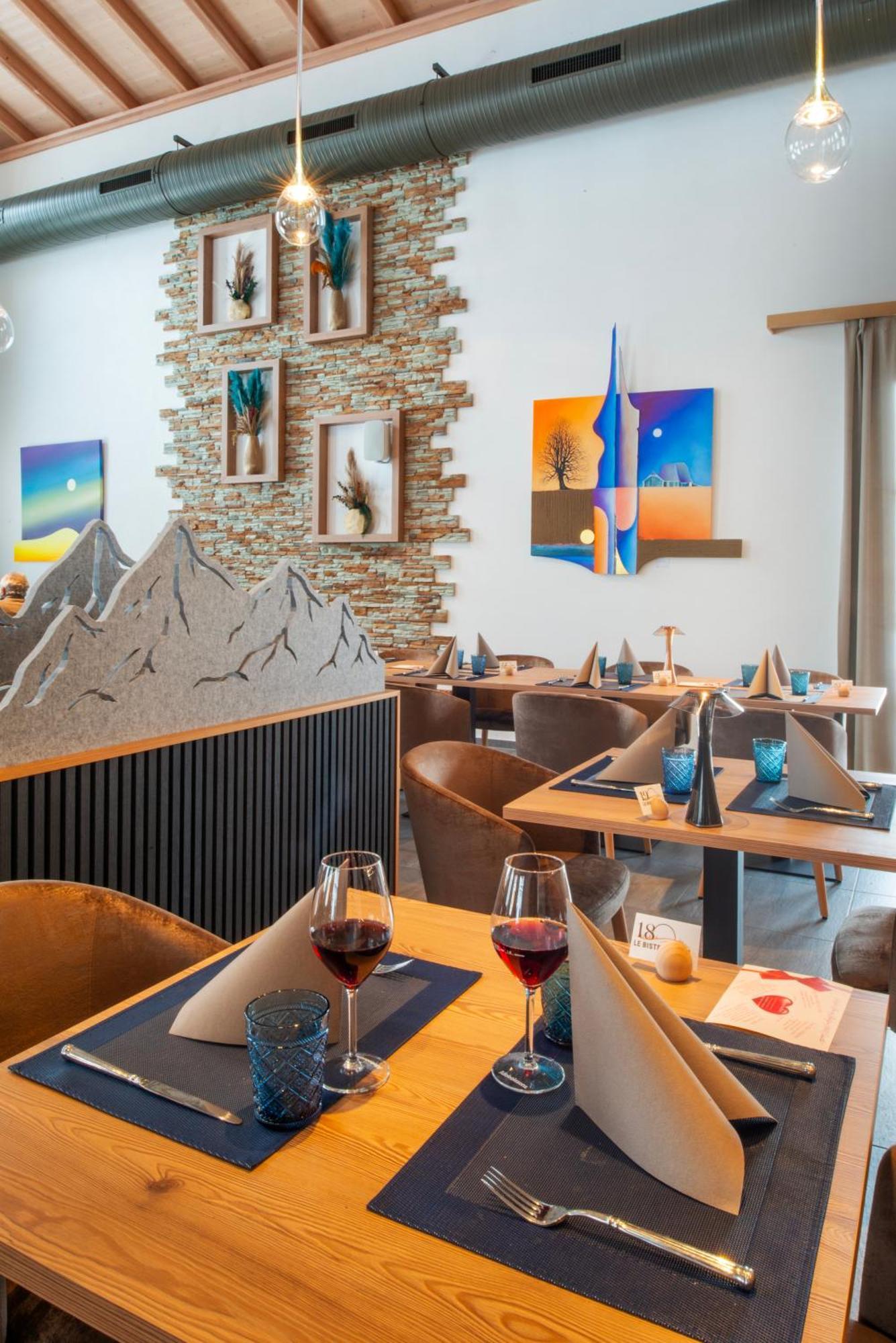 Boutique Hotel Corbetta - Spa 60M2 - La Montagne A 5 Minutes De L'Autoroute A12 Aux Paccots Sur Montreux - Nouveau Loft Familial - Profitez Du Lac Leman Et Des Montagnes En Meme Temps Les Paccots Екстер'єр фото
