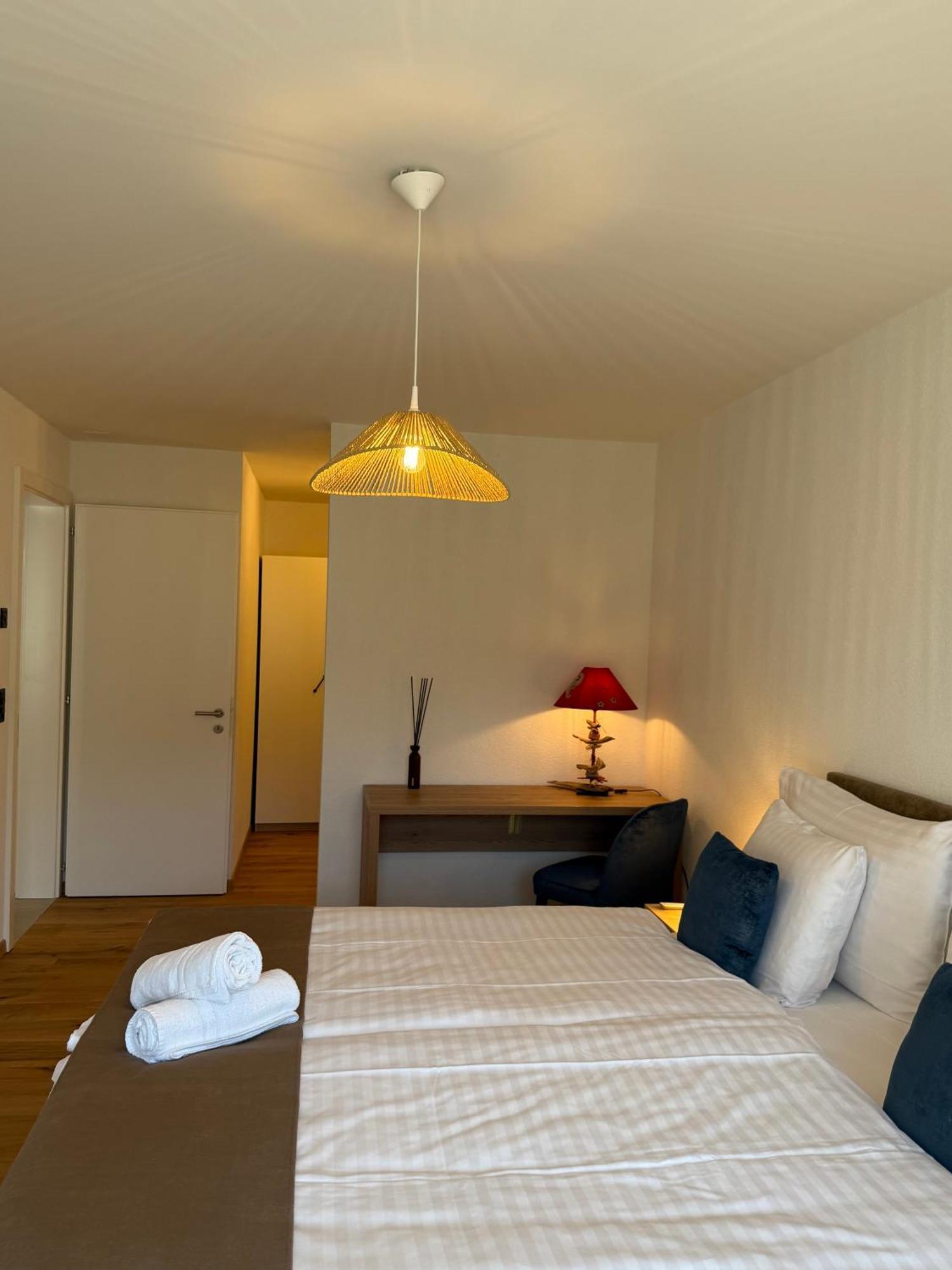 Boutique Hotel Corbetta - Spa 60M2 - La Montagne A 5 Minutes De L'Autoroute A12 Aux Paccots Sur Montreux - Nouveau Loft Familial - Profitez Du Lac Leman Et Des Montagnes En Meme Temps Les Paccots Екстер'єр фото